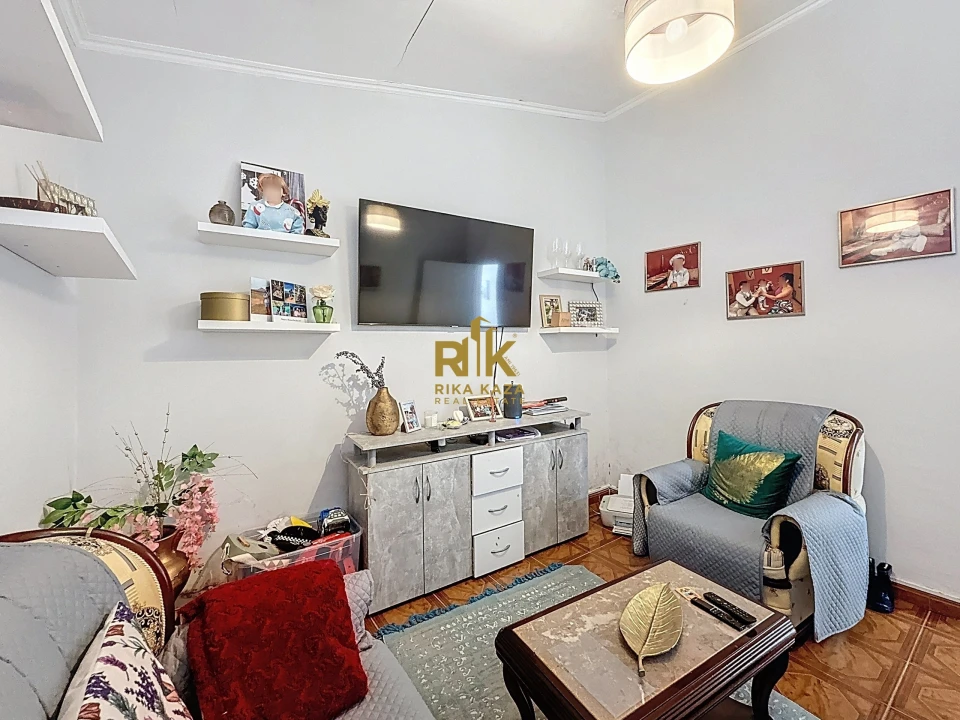 Moradia T2 para Venda em Caniçal Foto 1