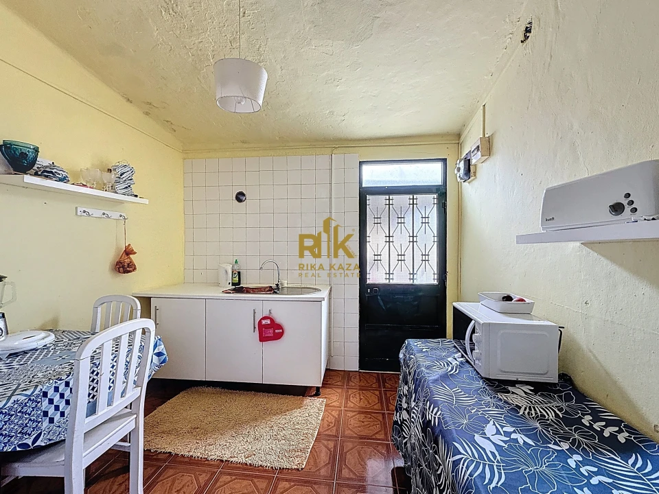 Moradia T2 para Venda em Caniçal Foto 6