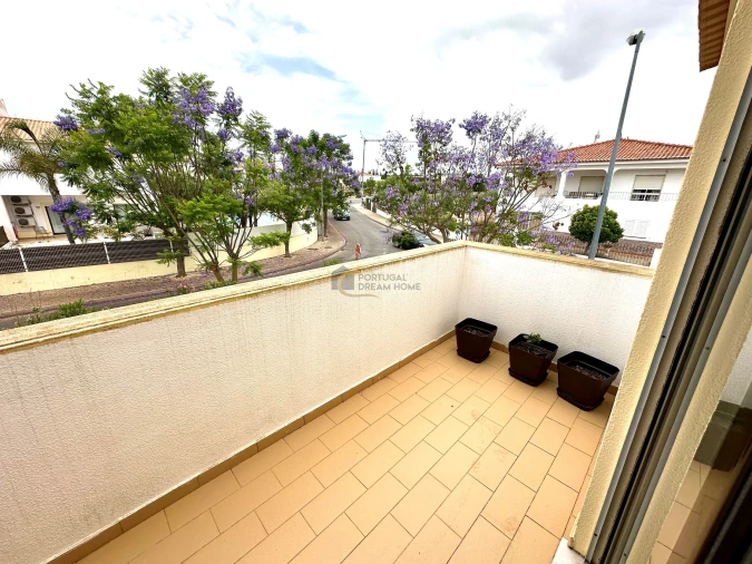 Apartamento T2 para Venda em Ferreiras Foto 6