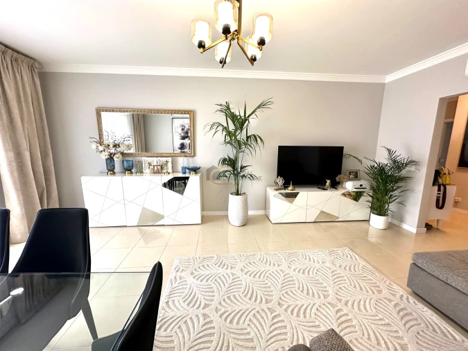 Apartamento T2 para Venda em Ferreiras Foto 1