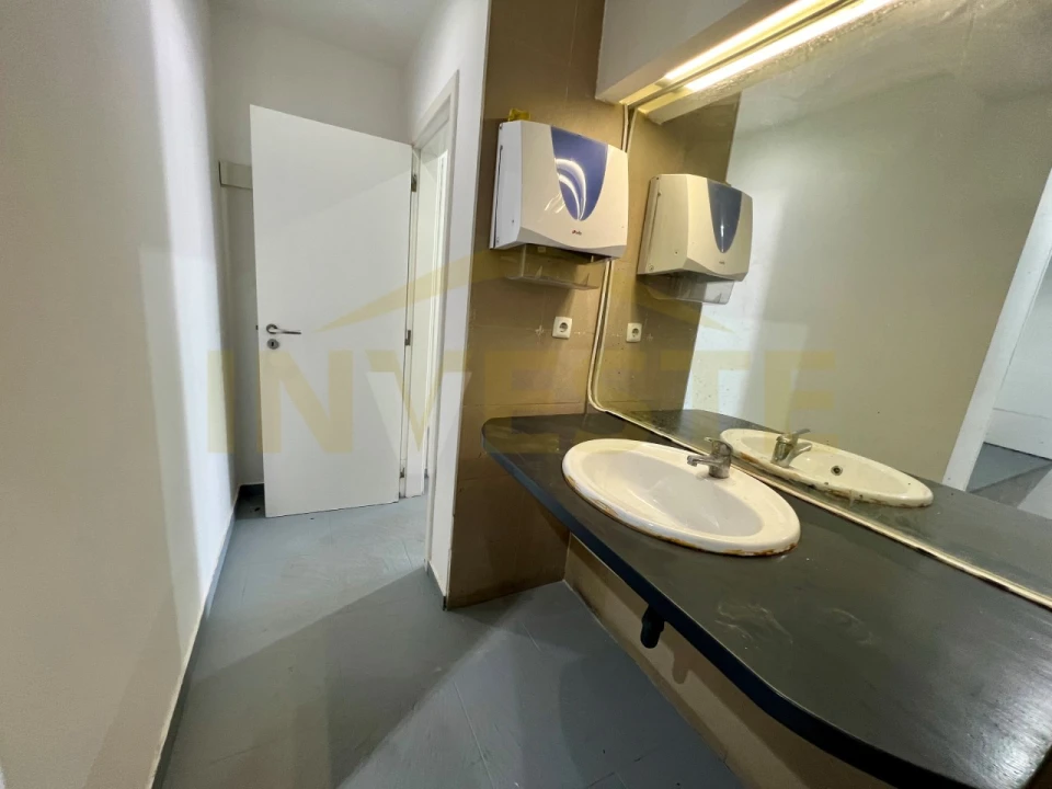 Loja para Arrendamento em Cascais e Estoril Foto 6