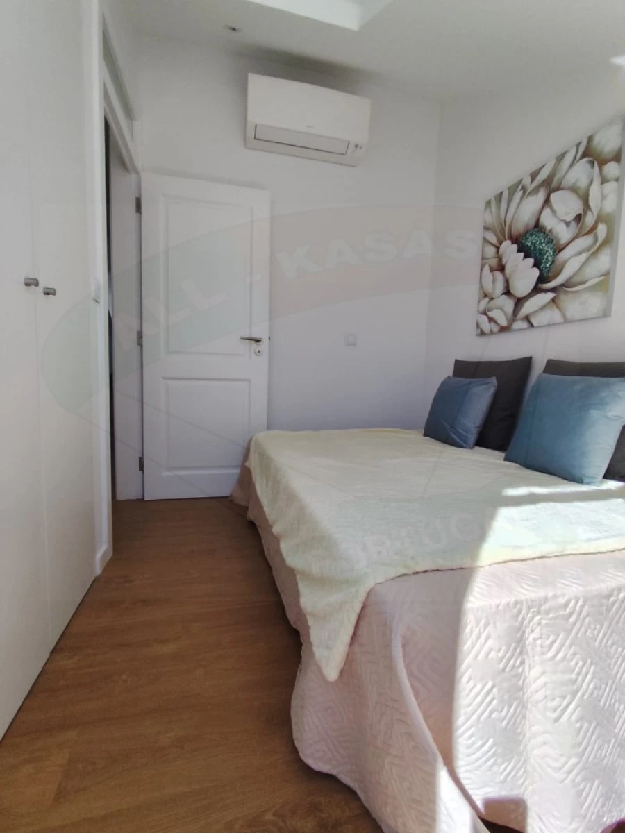 Apartamento T2 para Venda em São Vicente Foto 6