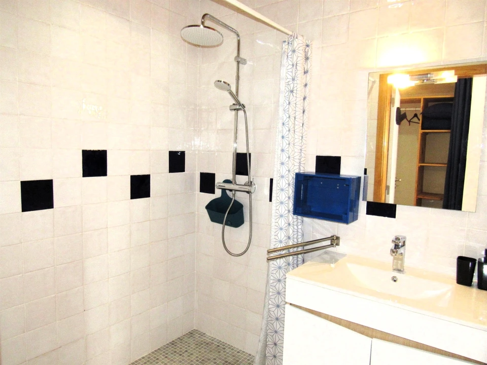 Moradia T8 para Venda em Alfeizerão Foto 19