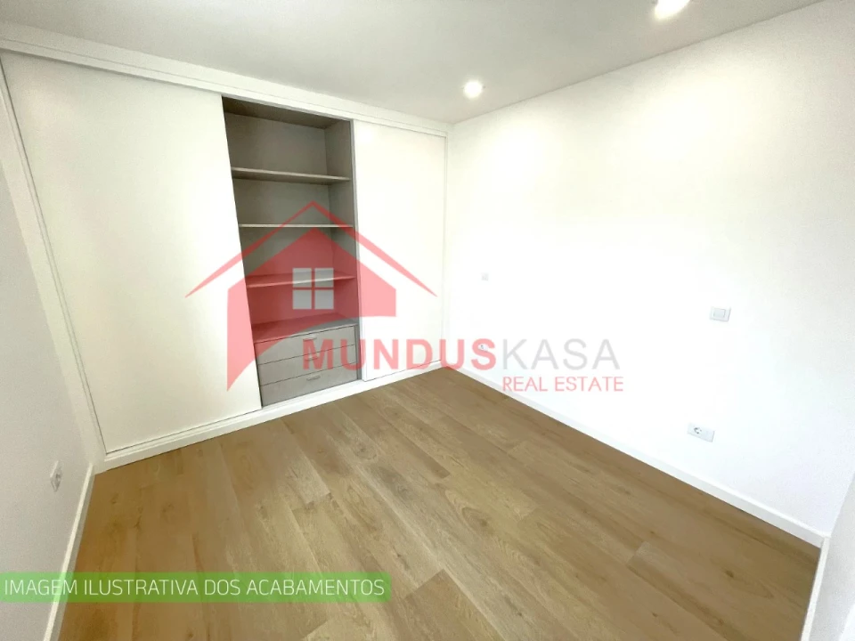 Apartamento T3 para Venda em Sesimbra (Castelo) Foto 9