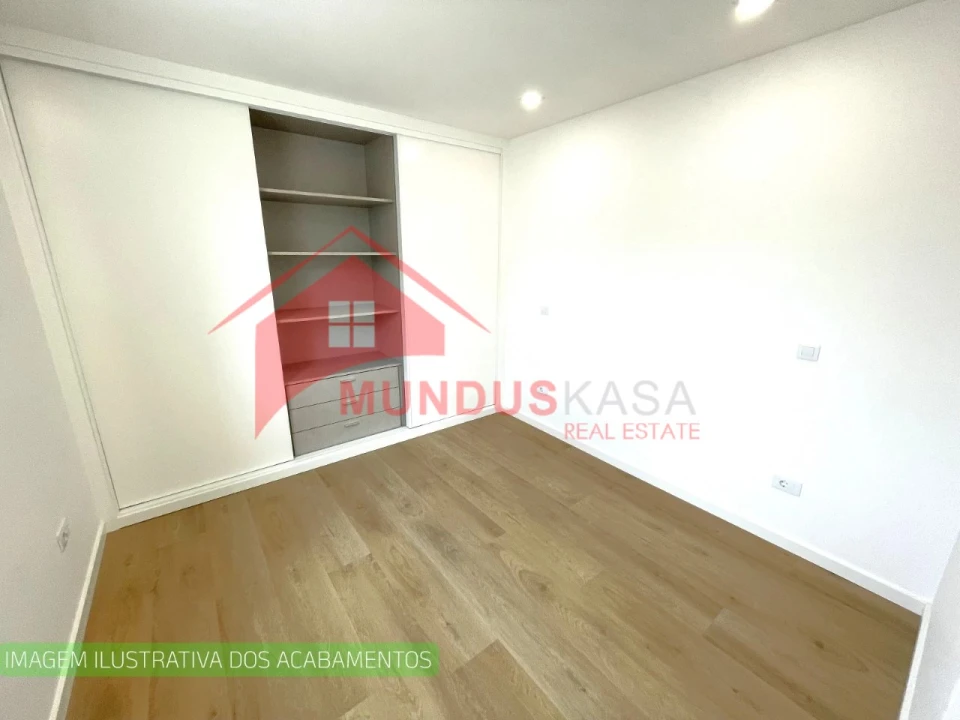 Apartamento T2 para Venda em Sesimbra (Castelo) Foto 9