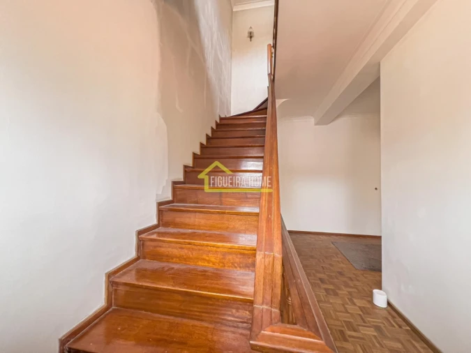 Moradia T6 para Venda em São Pedro Foto 54