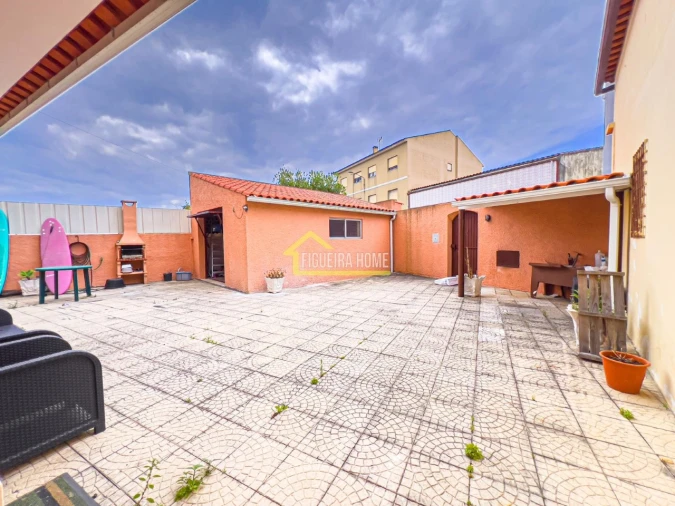 Moradia T6 para Venda em São Pedro Foto 5