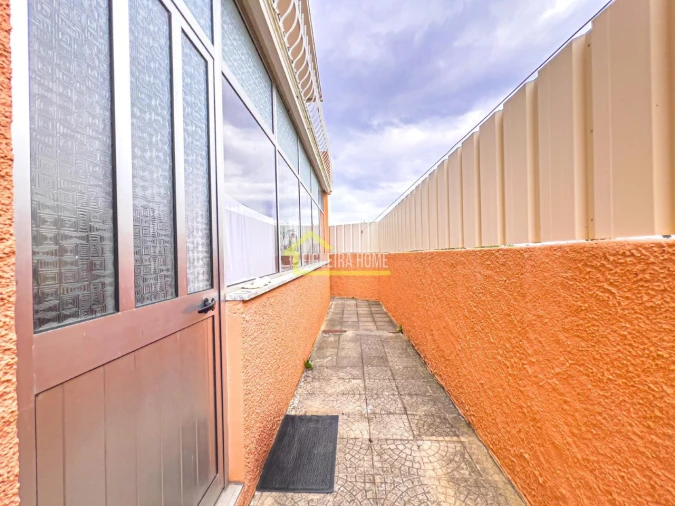 Moradia T6 para Venda em São Pedro Foto 8