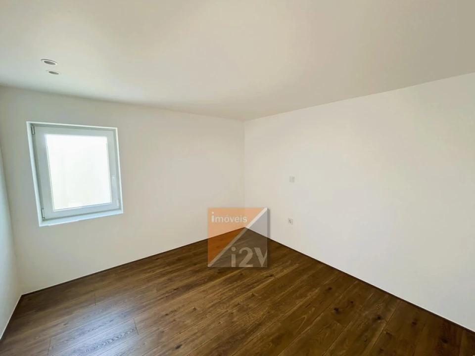 Moradia T3 para Venda em Colmeias e Memória Foto 11