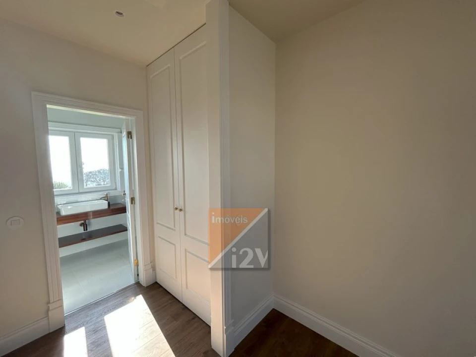 Moradia T3 para Venda em Colmeias e Memória Foto 19