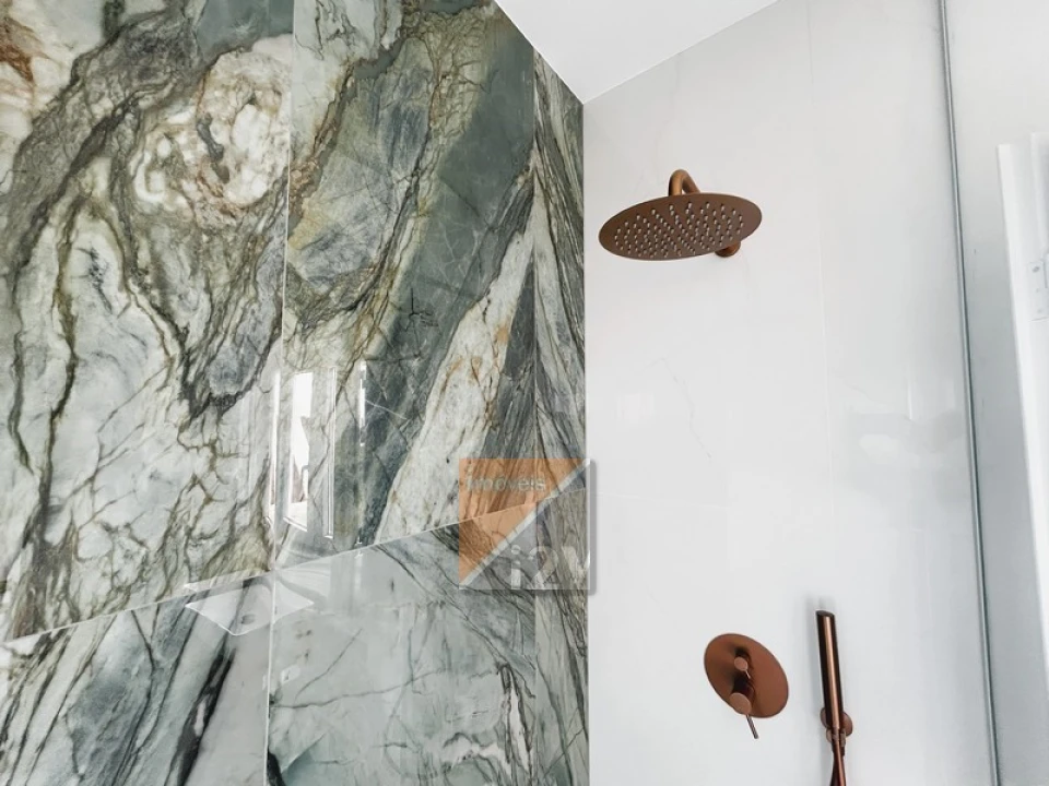 Moradia T3 para Venda em Colmeias e Memória Foto 22