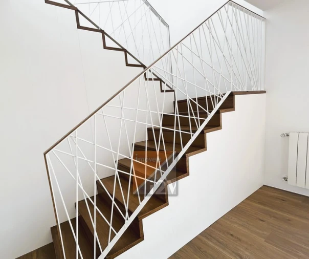 Moradia T3 para Venda em Colmeias e Memória Foto 14