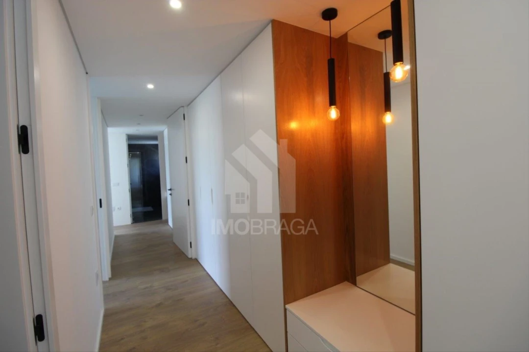 Moradia T3 para Venda em Merelim (São Paio), Panoias e Parada de Tibães Foto 18