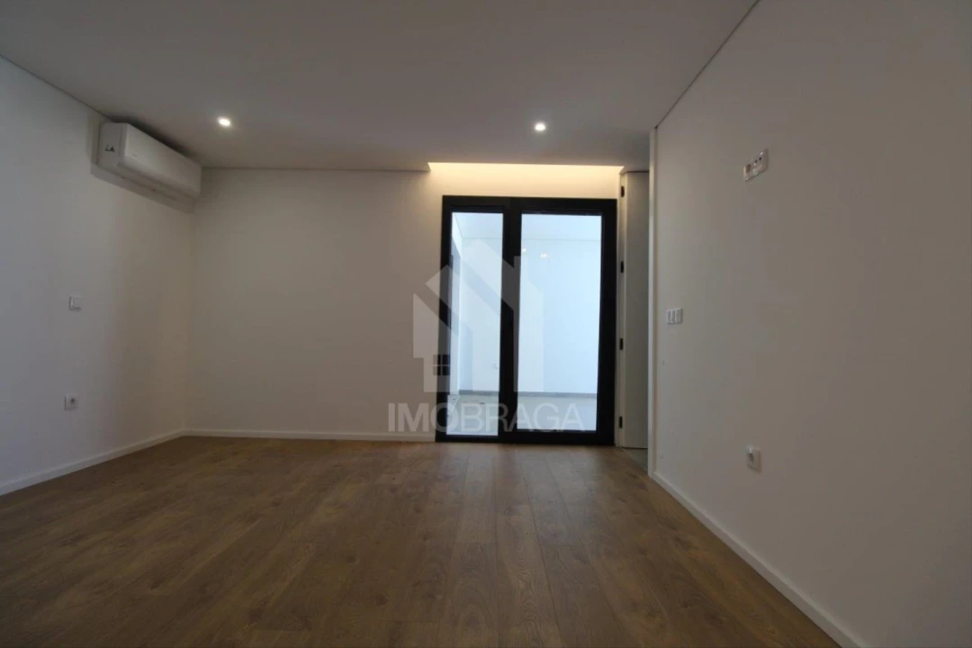 Moradia T3 para Venda em Merelim (São Paio), Panoias e Parada de Tibães Foto 19