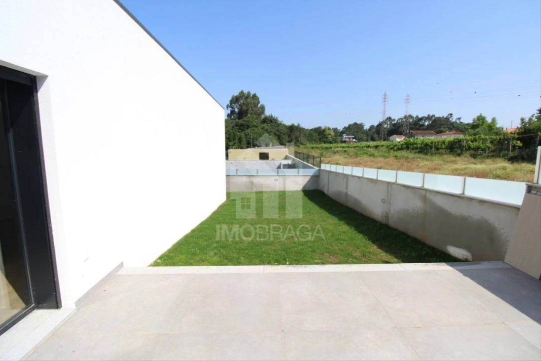 Moradia T3 para Venda em Merelim (São Paio), Panoias e Parada de Tibães Foto 50