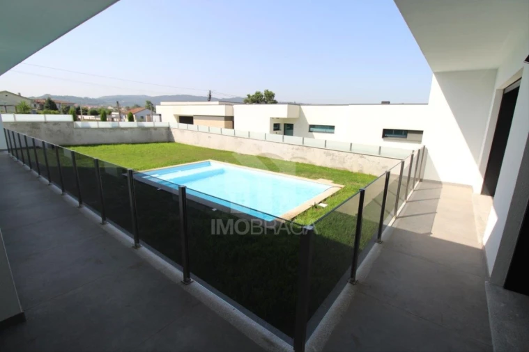 Moradia T3 para Venda em Merelim (São Paio), Panoias e Parada de Tibães Foto 43