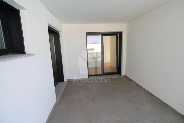 Moradia T3 para Venda em Merelim (São Paio), Panoias e Parada de Tibães Foto 45