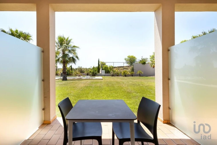 Apartamento para Venda em Estômbar e Parchal Foto 7