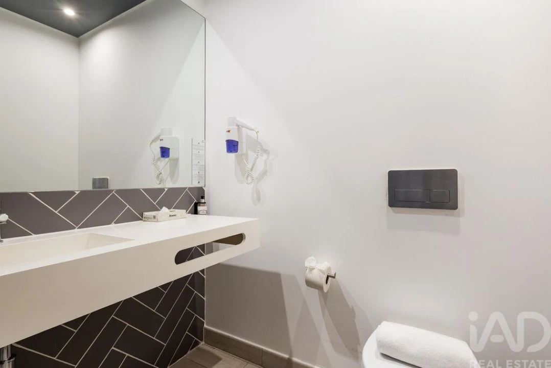 Apartamento para Venda em Estômbar e Parchal Foto 21