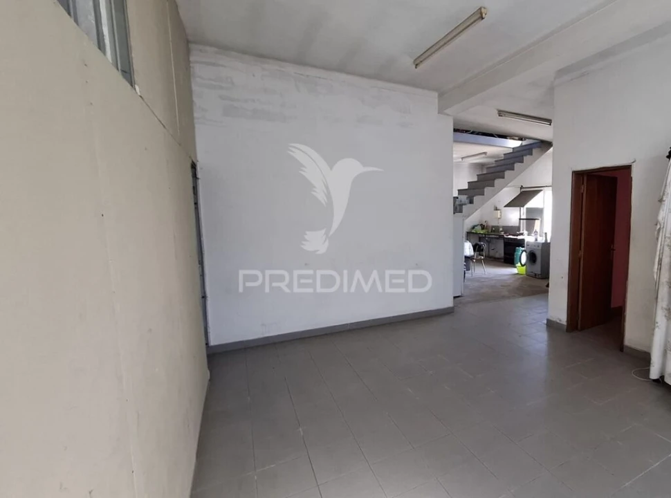 Armazém para Venda em Fazendas de Almeirim Foto 6