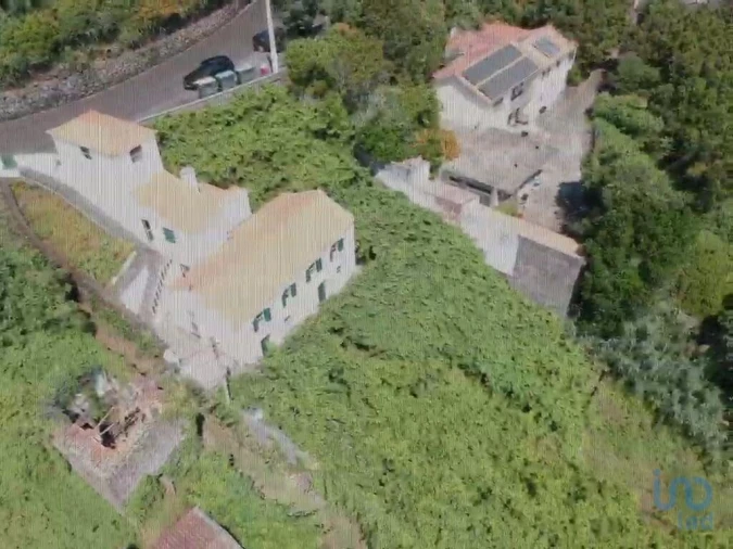 Moradia T3 para Venda em Calheta Foto 4