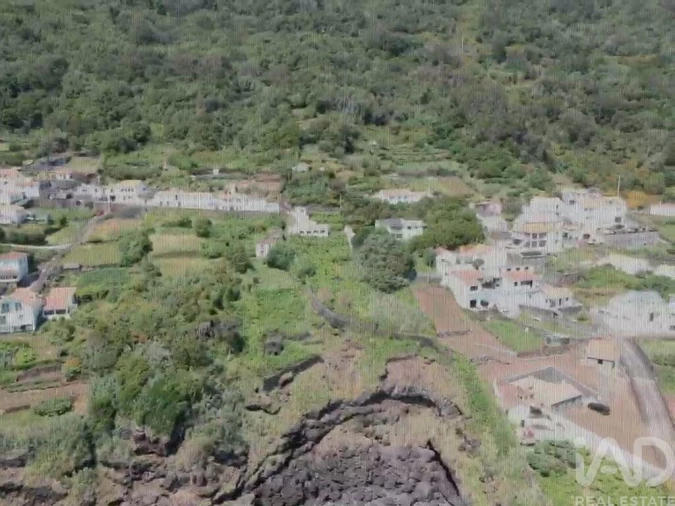 Moradia T3 para Venda em Calheta Foto 29