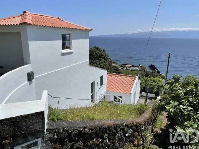 Moradia T3 para Venda em Calheta Foto 26