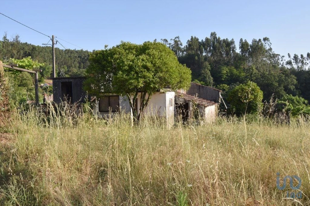 Moradia T3 para Venda em Cumeeira Foto 4