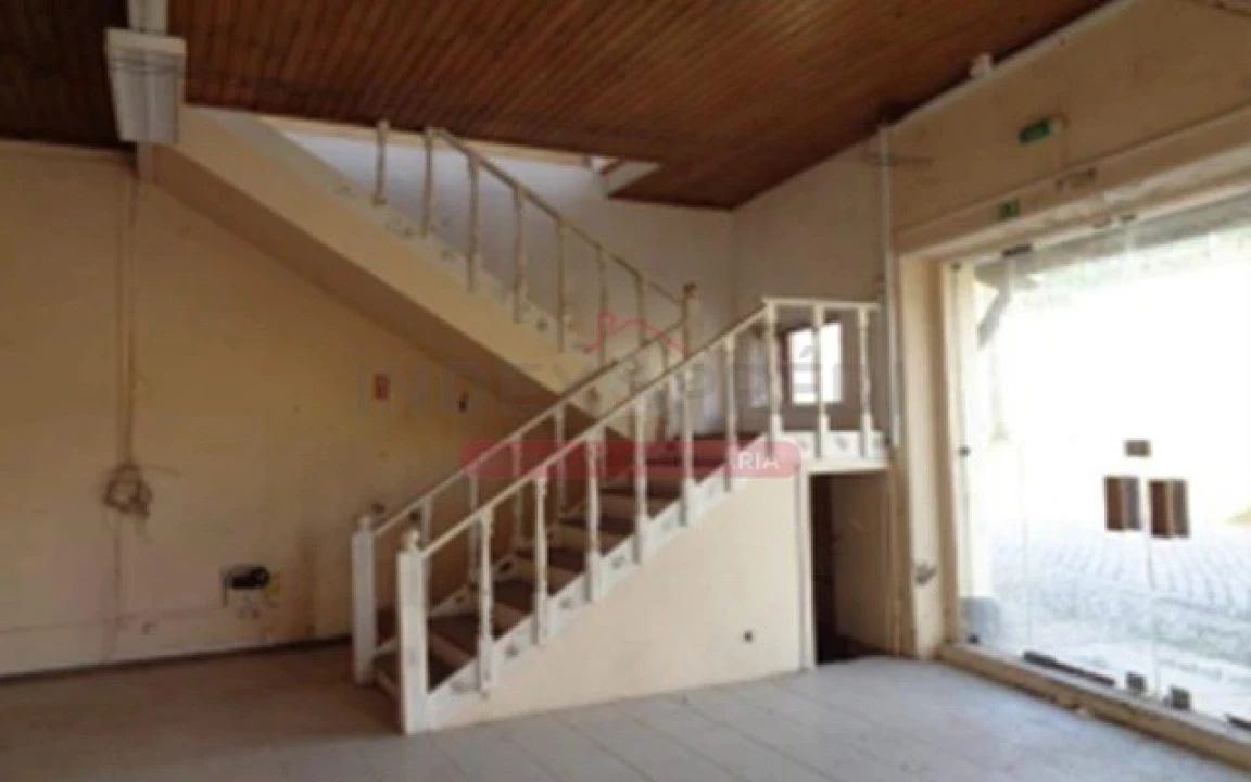 Loja para Venda em Ovoa e Vimieiro Foto 8