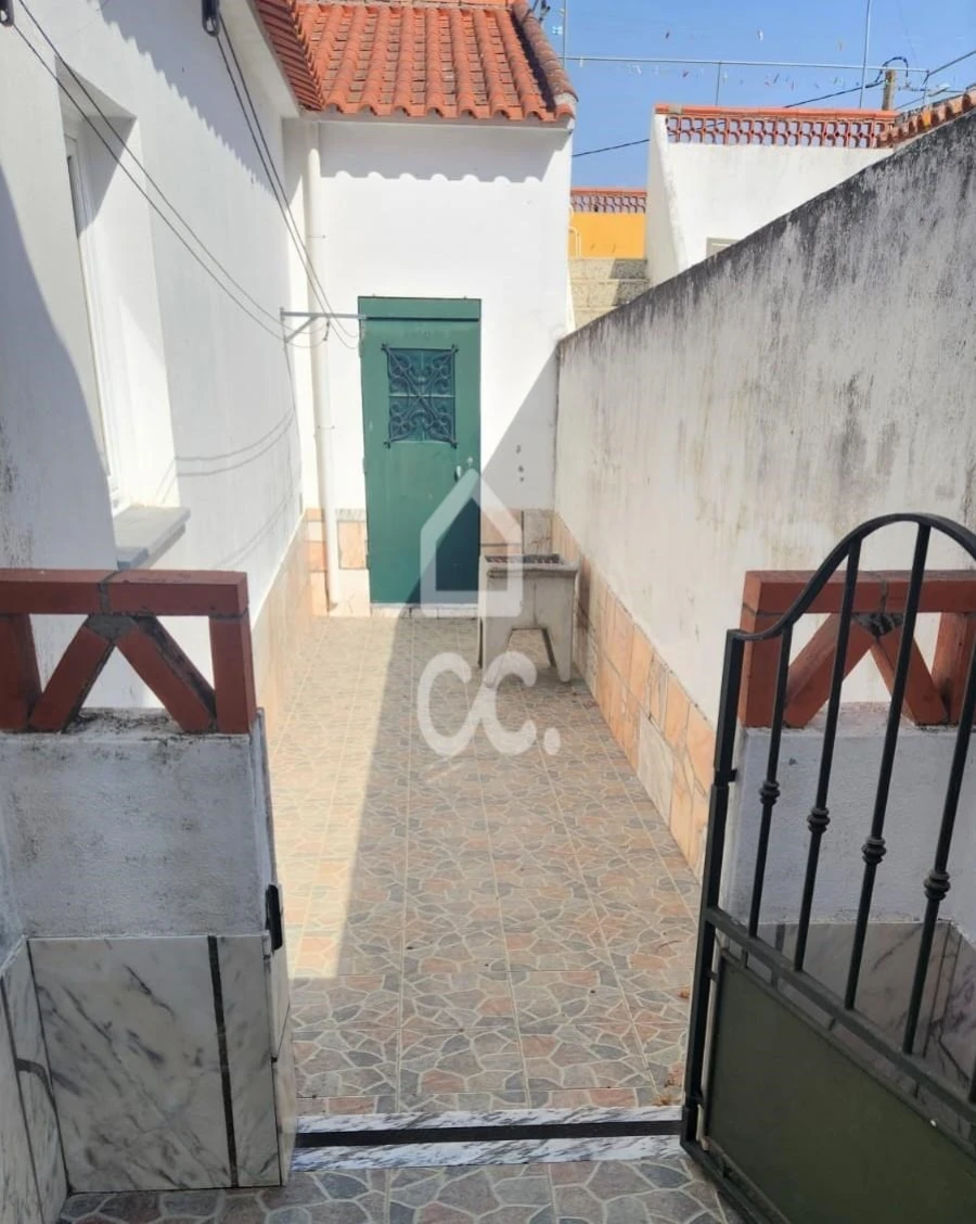 Moradia T2 para Venda em Amareleja Foto 10