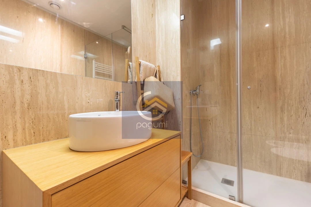 Apartamento T2 para Venda em Campanhã Foto 15