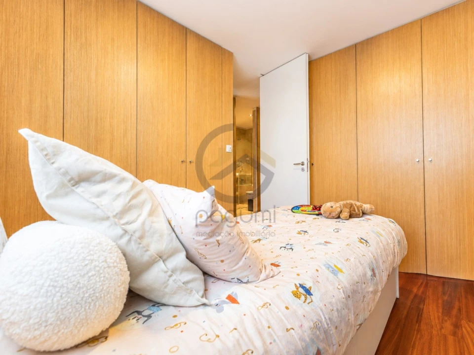 Apartamento T2 para Venda em Campanhã Foto 13