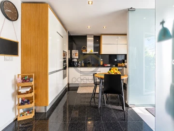 Apartamento T2 para Venda em Campanhã