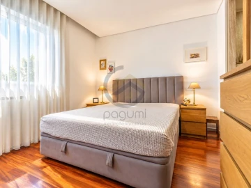 Apartamento T2 para Venda em Campanhã