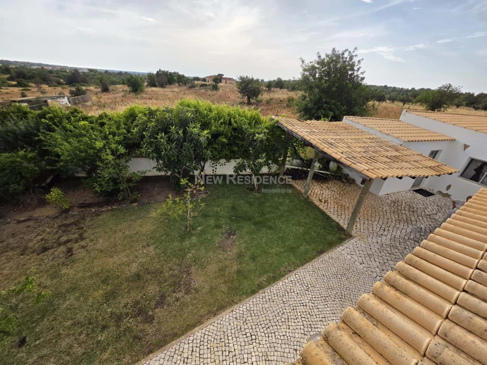 Moradia T3 para Venda em Paderne Foto 23