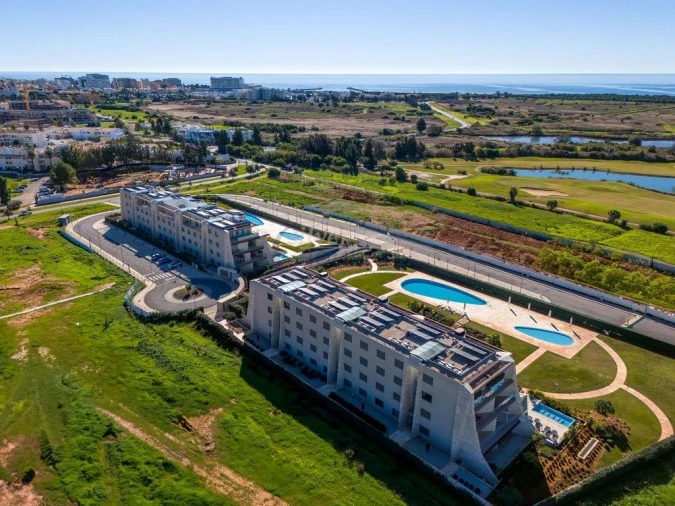 Apartamento T2 para Venda em Quarteira Foto 3