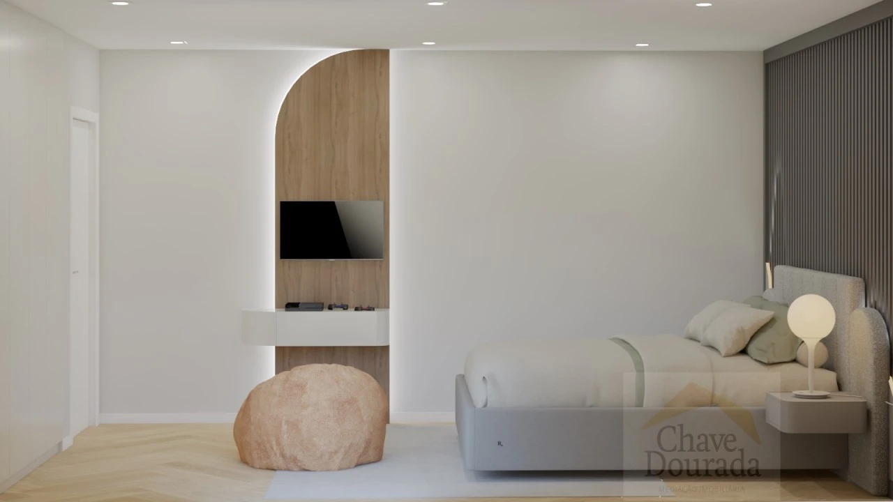Apartamento T4 para Venda em Santo Antonio dos Olivais Foto 5