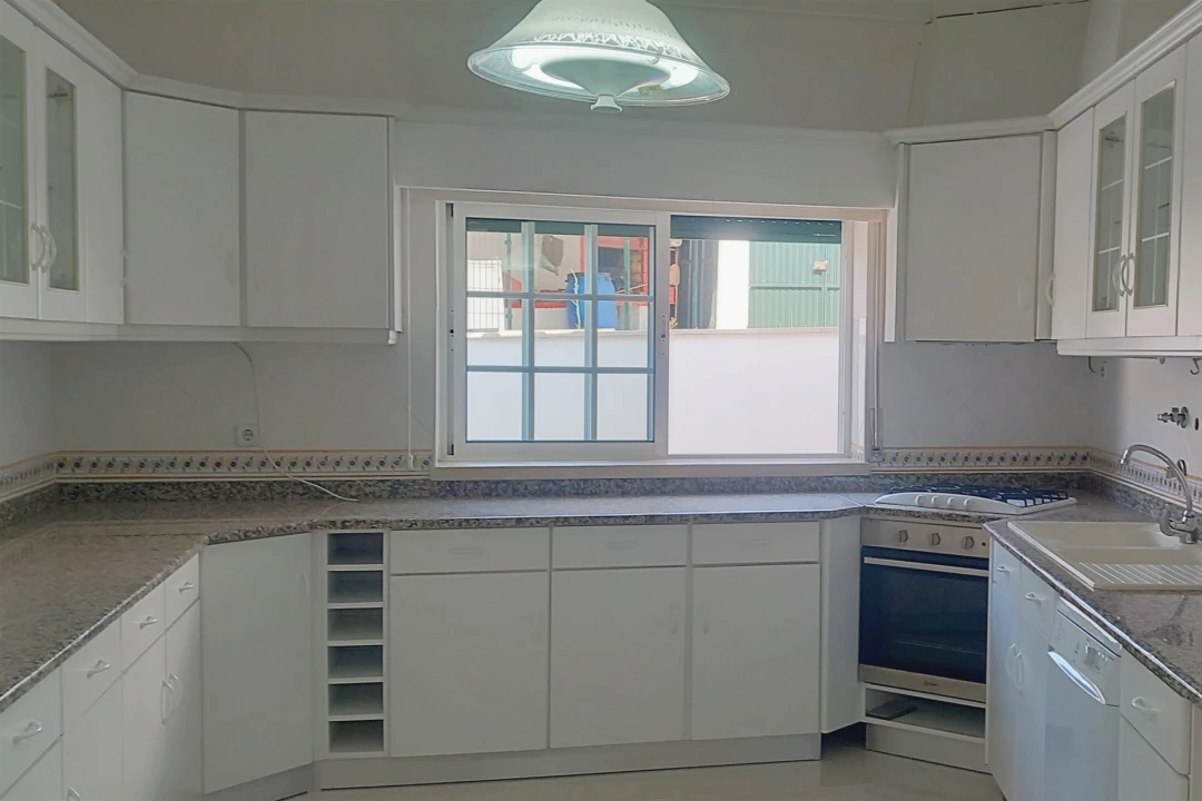 Moradia T2 para Venda em Reguengo do Fetal Foto 9