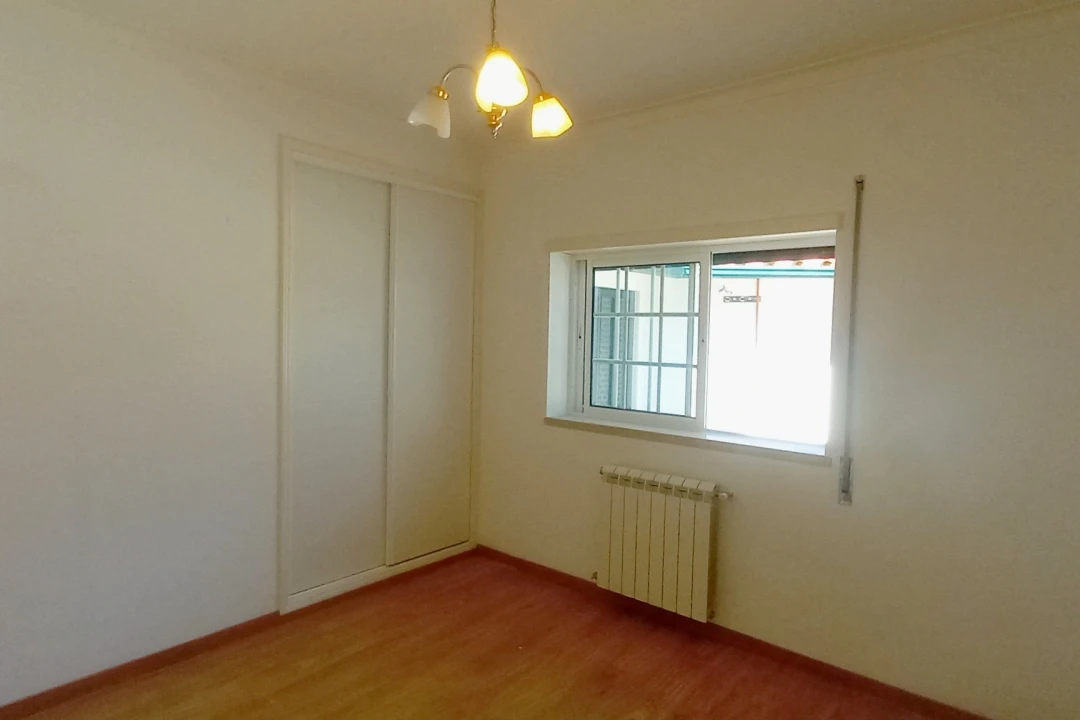 Moradia T2 para Venda em Reguengo do Fetal Foto 22