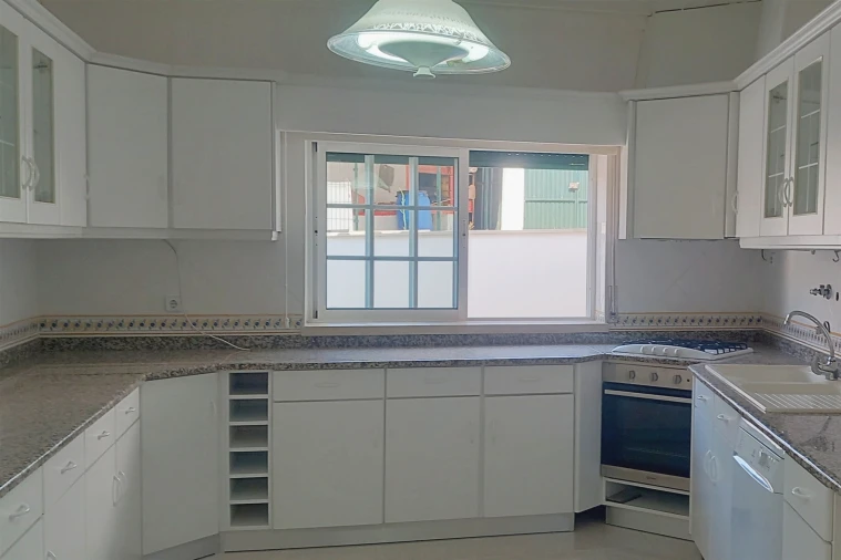 Moradia T2 para Venda em Reguengo do Fetal Foto 5