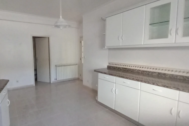 Moradia T2 para Venda em Reguengo do Fetal Foto 8