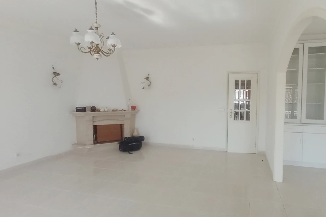 Moradia T2 para Venda em Reguengo do Fetal Foto 18