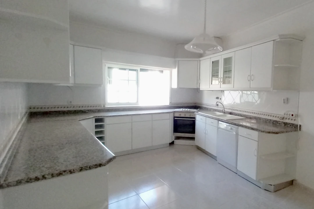 Moradia T2 para Venda em Reguengo do Fetal Foto 11