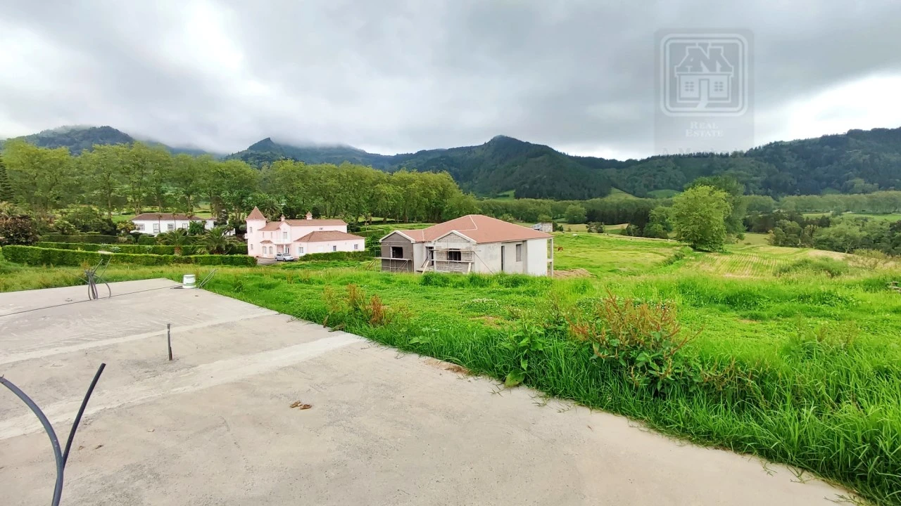 Moradia T2 para Venda em Nossa Senhora dos Remedios Foto 7