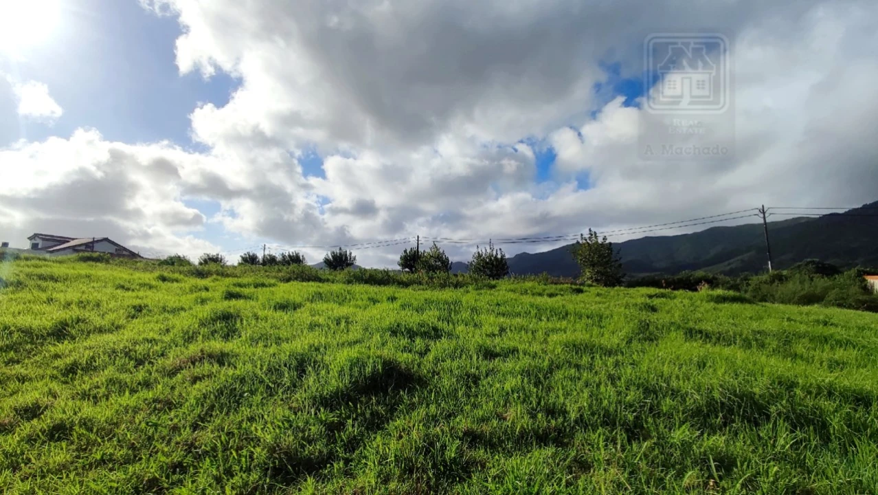 Moradia T2 para Venda em Nossa Senhora dos Remedios Foto 21