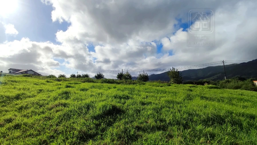 Moradia T2 para Venda em Nossa Senhora dos Remedios Foto 21