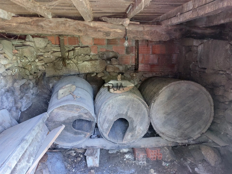 Moradia T2 para Venda em Castelo de Penalva Foto 32