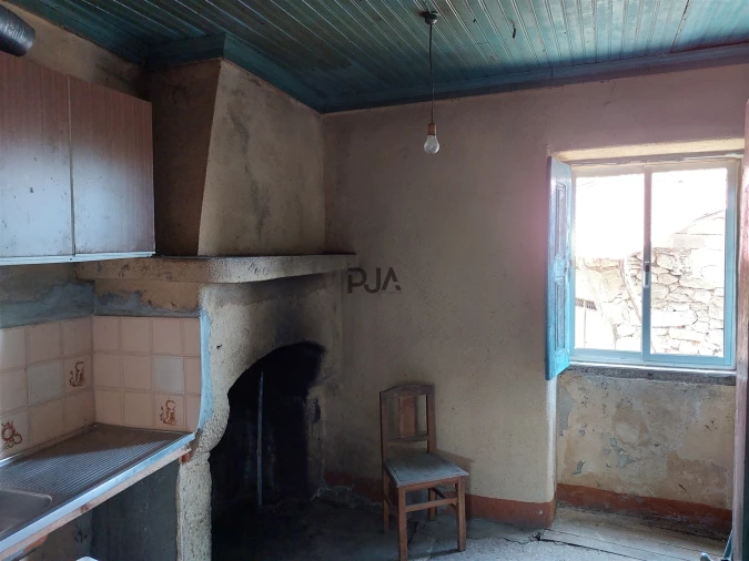 Moradia T2 para Venda em Castelo de Penalva Foto 17