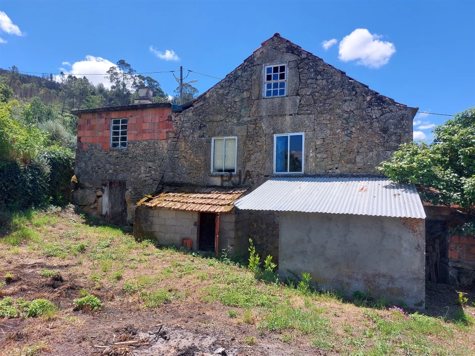 Moradia T2 para Venda em Castelo de Penalva Foto 4