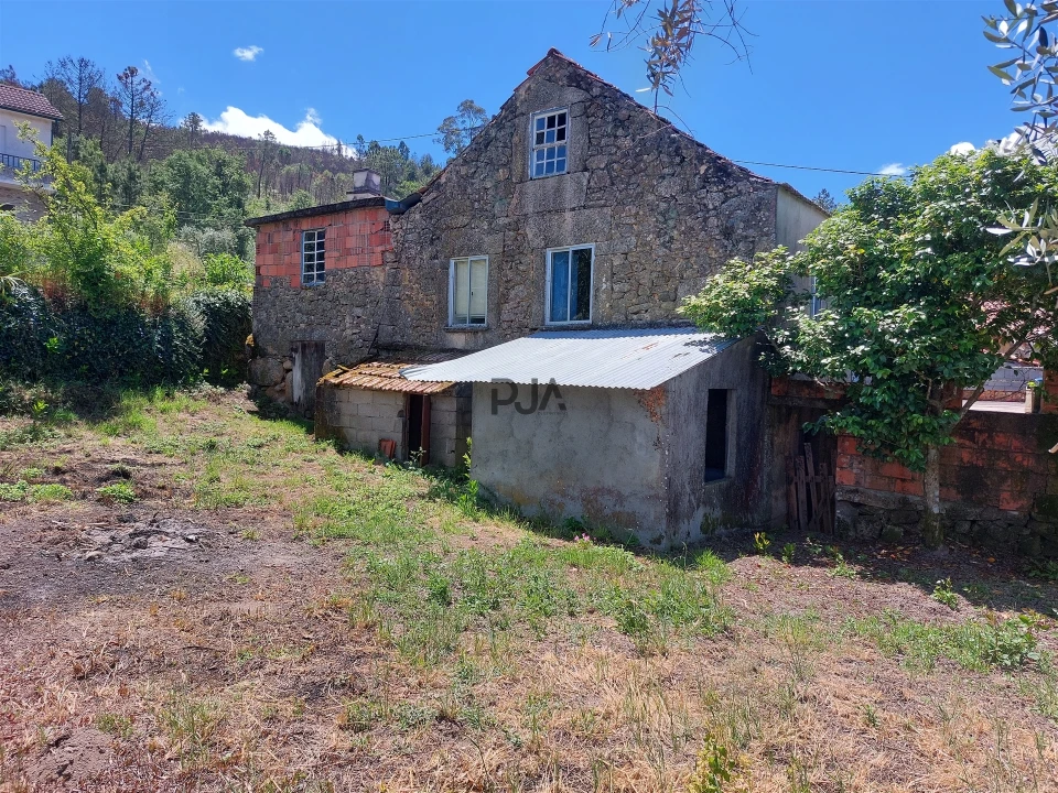 Moradia T2 para Venda em Castelo de Penalva Foto 5